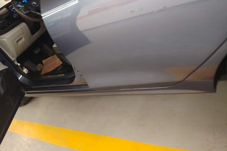 Used BYD Qin PLUS 2024 HONOR Edition DM-i 55KM Leading Model Left Side Sill