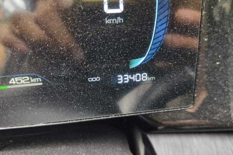 Used BYD Qin PLUS 2024 HONOR Edition DM-i 55KM Leading Model Odometer Close Up