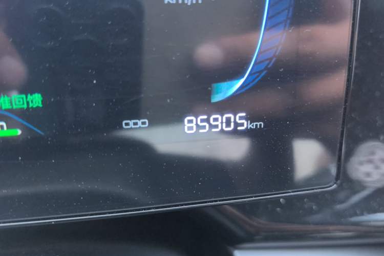 Used BYD Qin PLUS 2024 Honor Edition EV 420KM Beyond Model Odometer Close Up