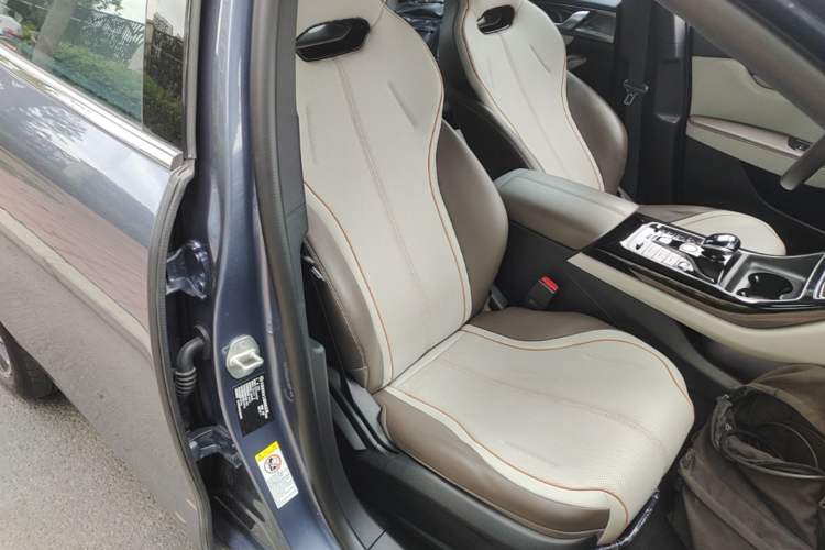 Used BYD Qin PLUS 2024 Honor Edition EV 420KM Leading Model Right Front Seat