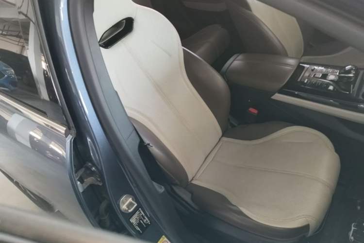 Used BYD Qin PLUS 2024 HONOR Edition DM-i 55KM Leading Model Right Front Seat