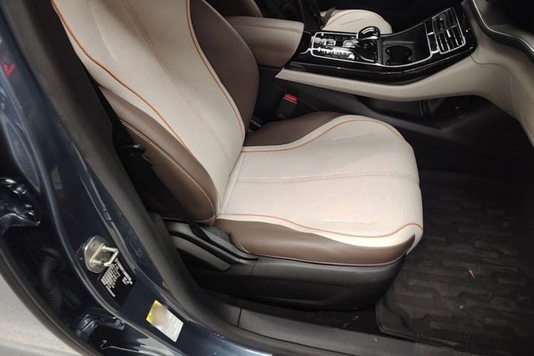 Used BYD Qin PLUS 2024 Honor Edition EV 420KM Leading Model Right Front Seat