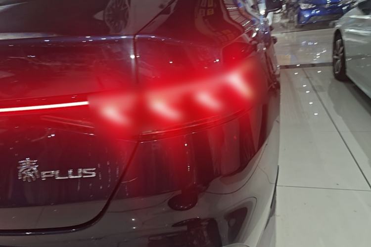 Used BYD Qin PLUS 2024 HONOR Edition DM-i 55KM Leading Model Right Rear Taillight