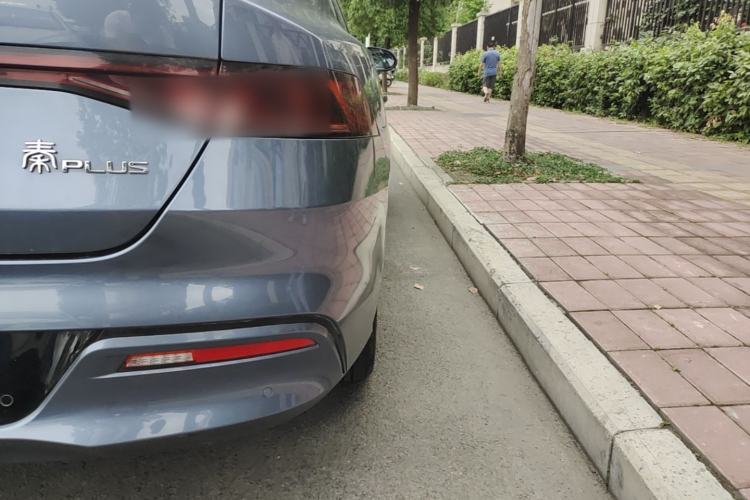 Used BYD Qin PLUS 2024 Honor Edition EV 420KM Leading Model Right Rear Taillight