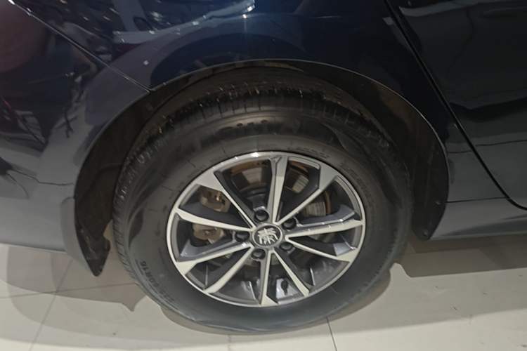 Used BYD Qin PLUS 2024 HONOR Edition DM-i 55KM Leading Model Right Rear Wheel Hub