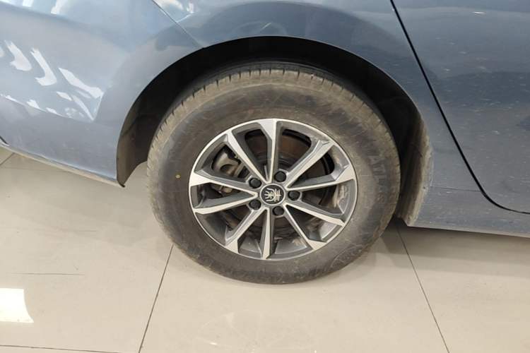 Used BYD Qin PLUS 2024 HONOR Edition DM-i 55KM Leading Model Right Rear Wheel Hub
