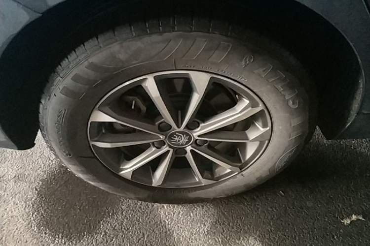 Used BYD Qin PLUS 2024 HONOR Edition DM-i 55KM Leading Model Right Rear Wheel Hub