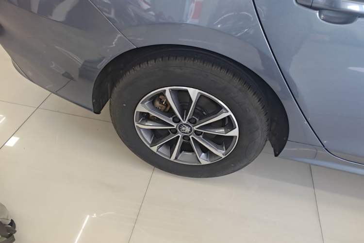 Used BYD Qin PLUS 2024 HONOR Edition DM-i 55KM Leading Model Right Rear Wheel Hub