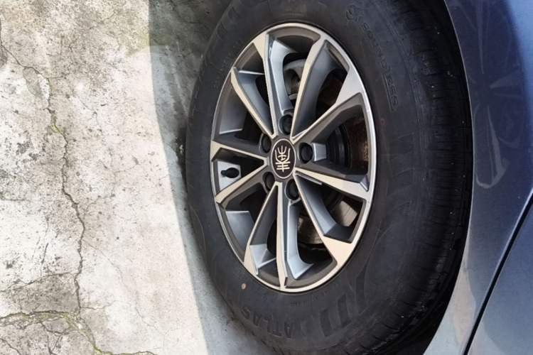 Used BYD Qin PLUS 2024 HONOR Edition DM-i 55KM Leading Model Right Rear Wheel Hub