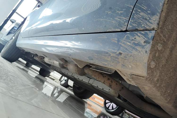 Used BYD Qin PLUS 2024 HONOR Edition DM-i 55KM Leading Model Right Side Sill