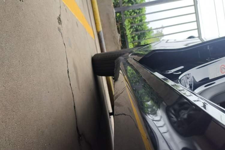 Used BYD Qin PLUS 2024 HONOR Edition DM-i 55KM Leading Model Right Side Sill