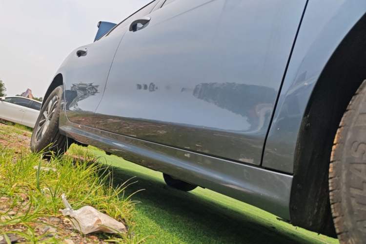 Used BYD Qin PLUS 2024 HONOR Edition DM-i 55KM Leading Model Right Side Sill
