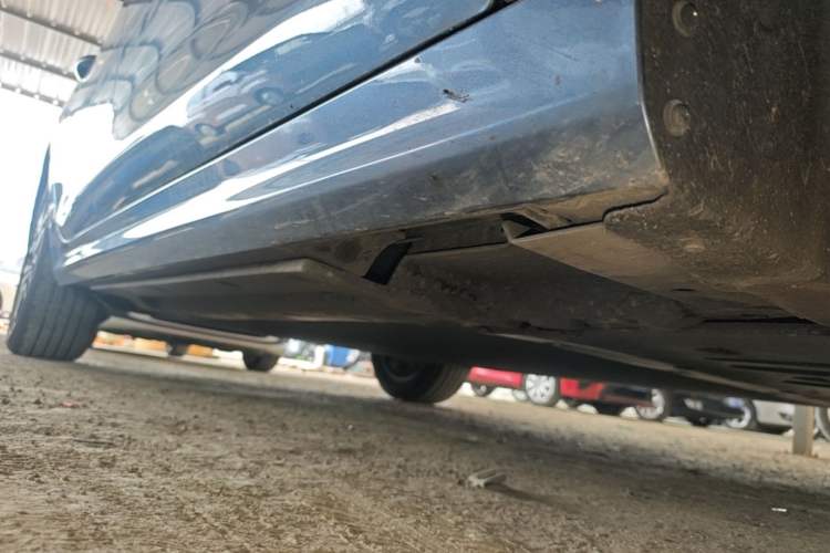 Used BYD Qin PLUS 2024 Honor Edition EV 420KM Beyond Model Right Side Sill