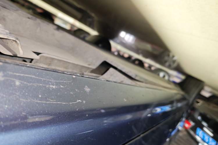 Used BYD Qin PLUS 2024 Honor Edition EV 510KM Beyond Model Right Side Sill