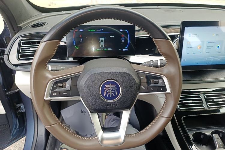 Used BYD Qin PLUS 2024 HONOR Edition DM-i 55KM Leading Model Steering Wheel