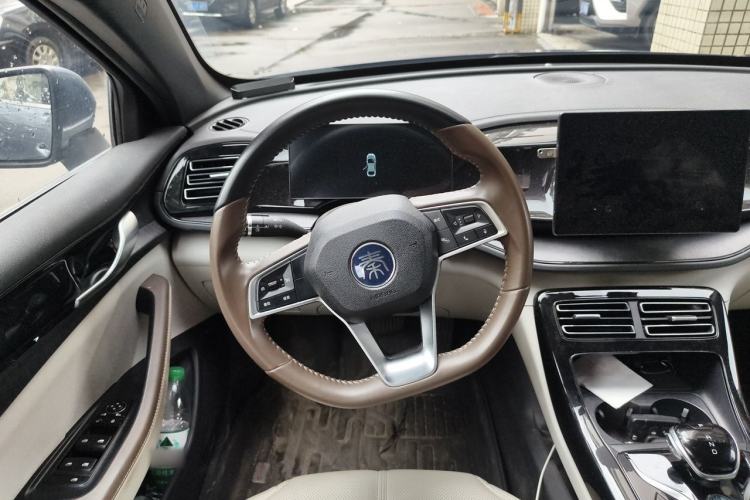 Used BYD Qin PLUS 2024 HONOR Edition DM-i 55KM Leading Model Steering Wheel