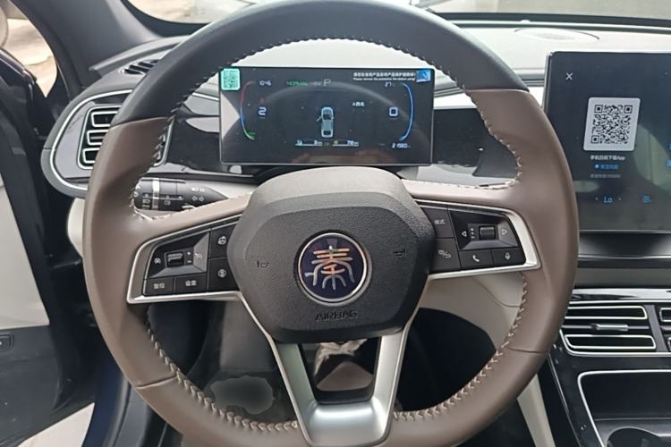 Used BYD Qin PLUS 2024 HONOR Edition DM-i 120KM Beyond Model Steering Wheel