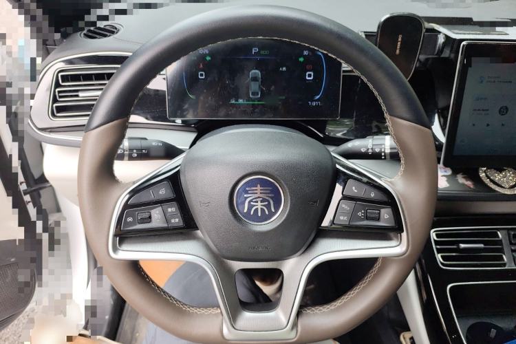 Used BYD Qin PLUS 2024 Honor Edition EV 510KM Leading Model Steering Wheel