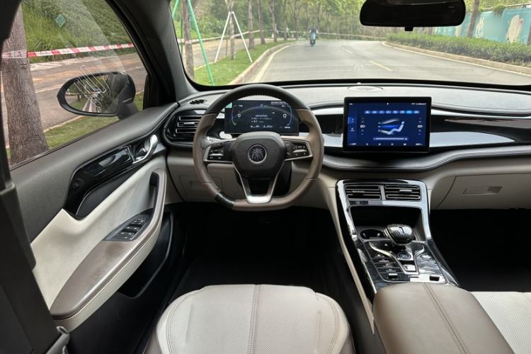 Used BYD Qin PLUS 2024 HONOR Edition DM-i 55KM Leading Model Steering Wheel