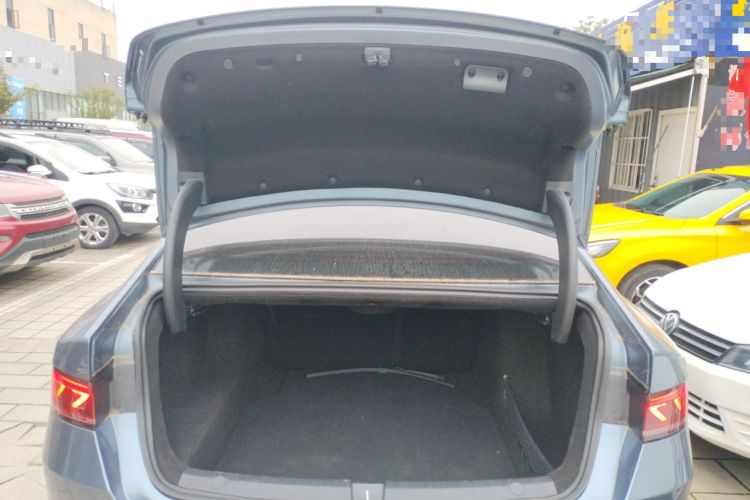 Used BYD Qin PLUS 2024 HONOR Edition DM-i 55KM Leading Model Trunk