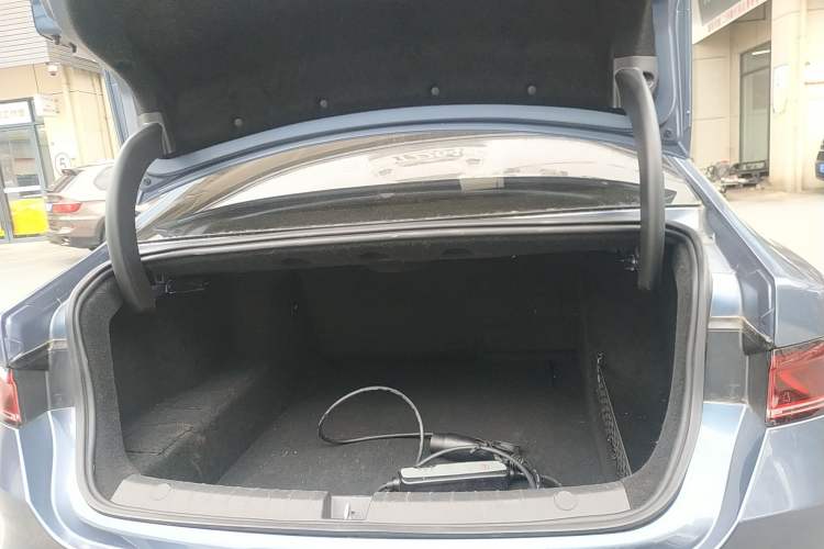 Used BYD Qin PLUS 2024 HONOR Edition DM-i 55KM Leading Model Trunk