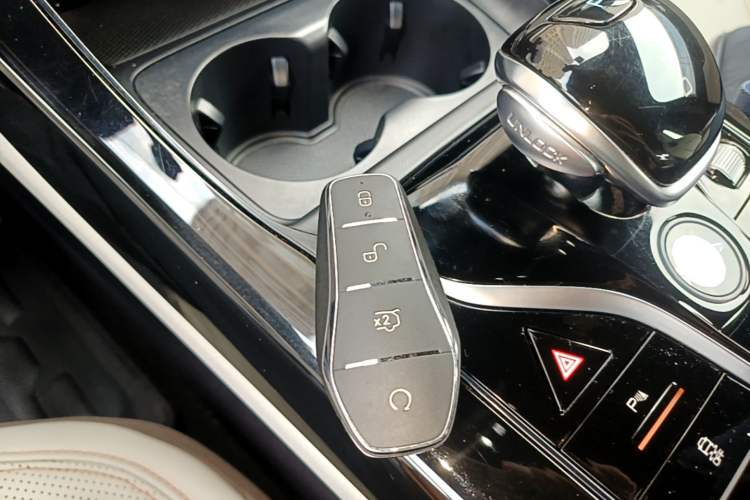 Used BYD Qin PLUS 2024 HONOR Edition DM-i 55KM Leading Model Vehicle Key