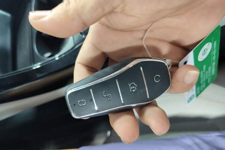 Used BYD Qin PLUS 2024 HONOR Edition DM-i 55KM Leading Model Vehicle Key