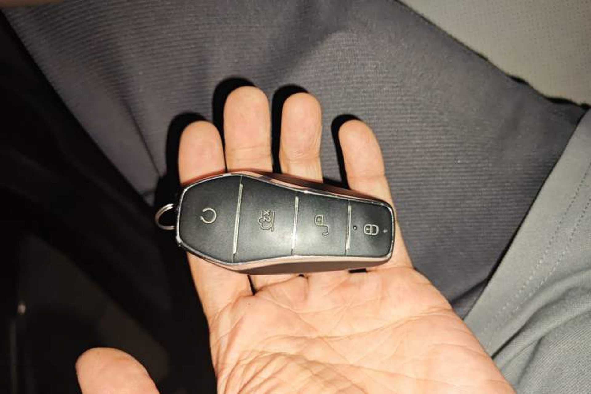 Used BYD Qin PLUS 2024 HONOR Edition DM-i 55KM Leading Model Vehicle Key