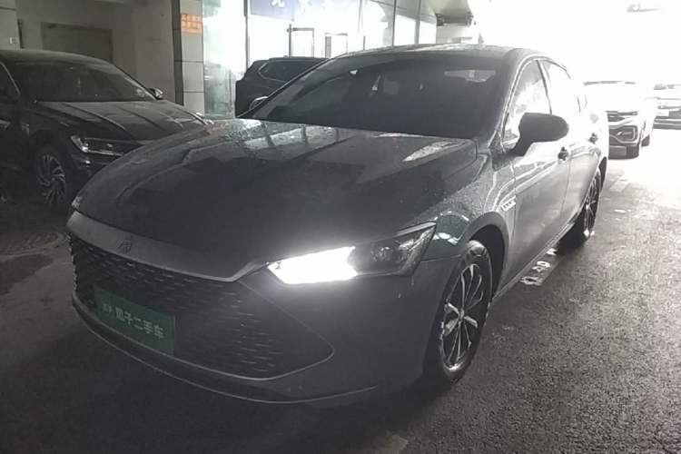 Used BYD Qin PLUS 2024 HONOR Edition DM-i 55KM Leading Model Guazi used car, China used car export, Used car for sale, Used cars, Cheapest cars for sale
