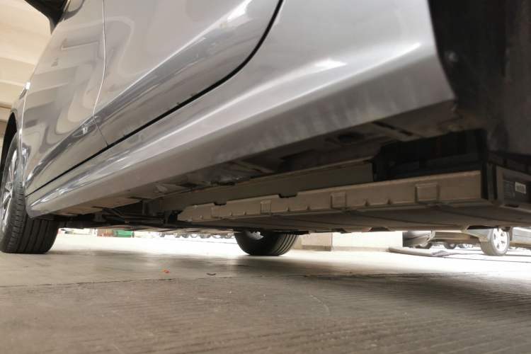 Used BYD Qin PLUS 2024 HONOR Edition DM-i 55KM Leading Model Left Side Sill