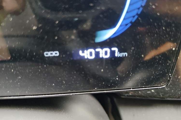 Used BYD Qin PLUS 2024 HONOR Edition DM-i 55KM Leading Model Odometer Close Up