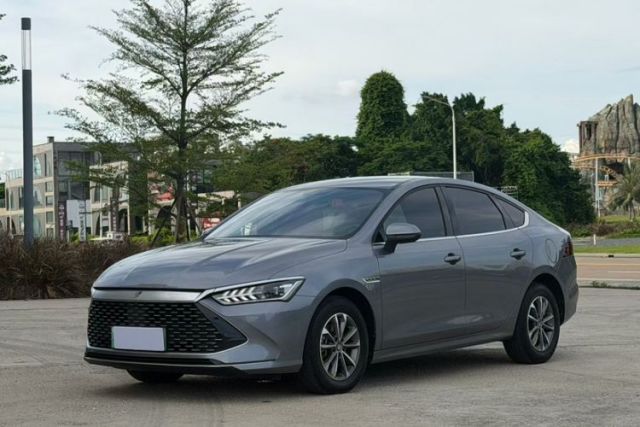 Used BYD Qin PLUS 2024 HONOR Edition DM-i 55KM Leading Model