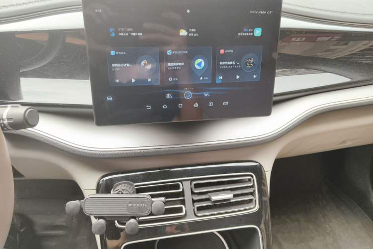 Used BYD Qin PLUS 2024 Honor Edition EV 510KM Leading Model Audio And AC Panel
