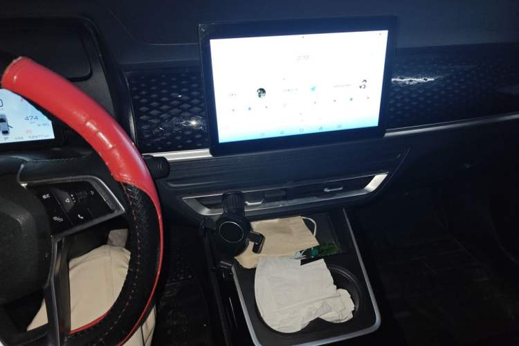 Used BYD Qin PLUS 2024 Honor Edition EV 420KM Leading Model Audio And AC Panel
