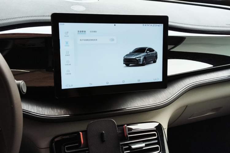 Used BYD Qin PLUS 2024 HONOR Edition DM-i 55KM Leading Model Audio And AC Panel