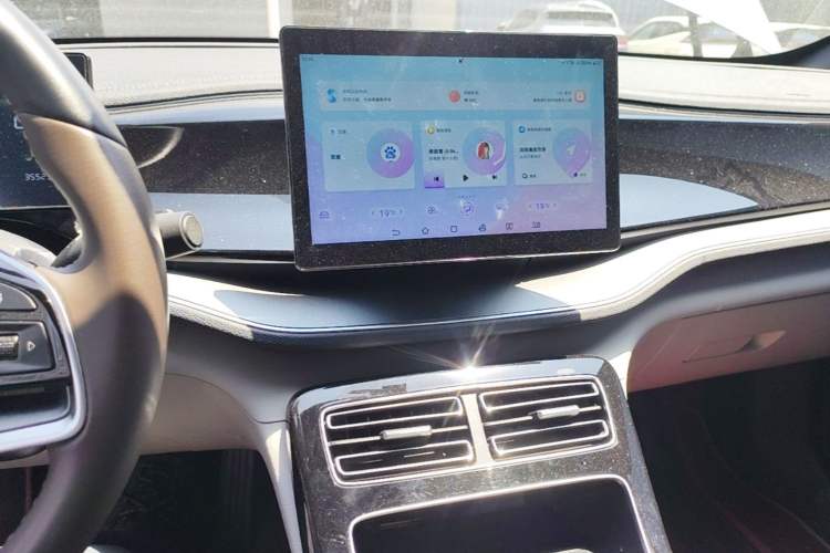 Used BYD Qin PLUS 2024 Honor Edition EV 420KM Beyond Model Audio And AC Panel