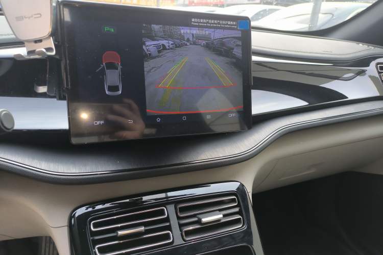 Used BYD Qin PLUS 2024 HONOR Edition DM-i 55KM Leading Model Audio And AC Panel