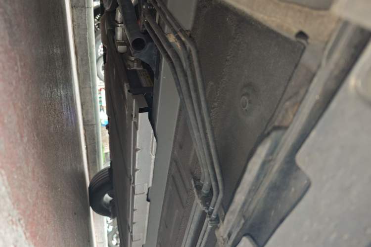 Used BYD Qin PLUS 2024 HONOR Edition DM-i 55KM Leading Model Chassis Front Left
