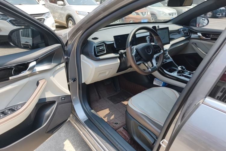 Used BYD Qin PLUS 2024 Honor Edition EV 420KM Leading Model Driver Seat