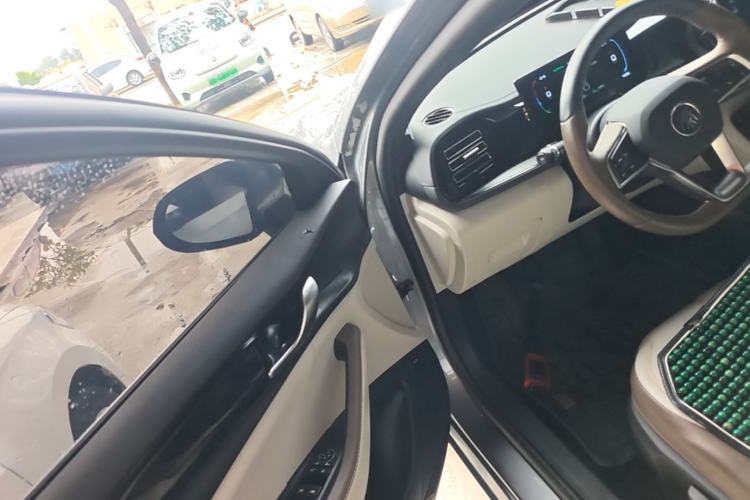 Used BYD Qin PLUS 2024 HONOR Edition DM-i 55KM Leading Model Driver Seat