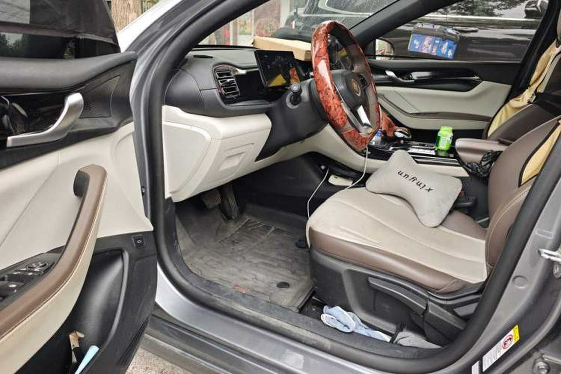 Used BYD Qin PLUS 2024 HONOR Edition DM-i 55KM Leading Model Driver Seat