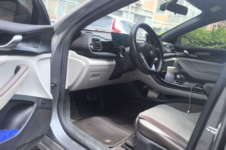 Used BYD Qin PLUS 2024 HONOR Edition DM-i 55KM Leading Model Driver Seat