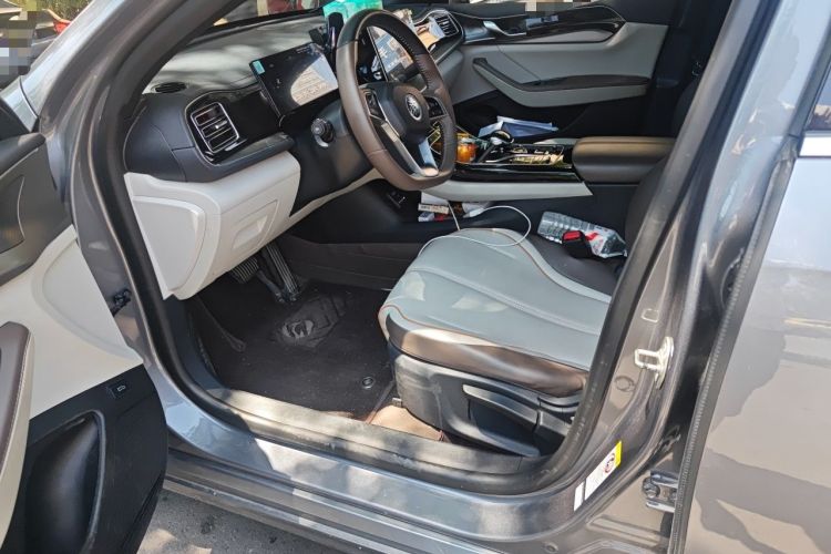 Used BYD Qin PLUS 2024 HONOR Edition DM-i 120KM Leading Model Driver Seat