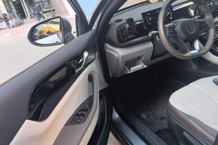 Used BYD Qin PLUS 2024 HONOR Edition DM-i 55KM Leading Model Driver Seat