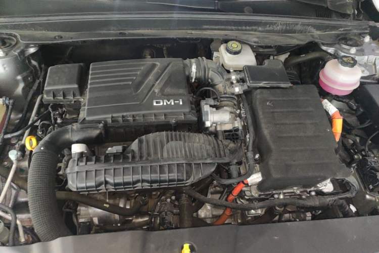 Used BYD Qin PLUS 2024 HONOR Edition DM-i 55KM Leading Model Engine Bay