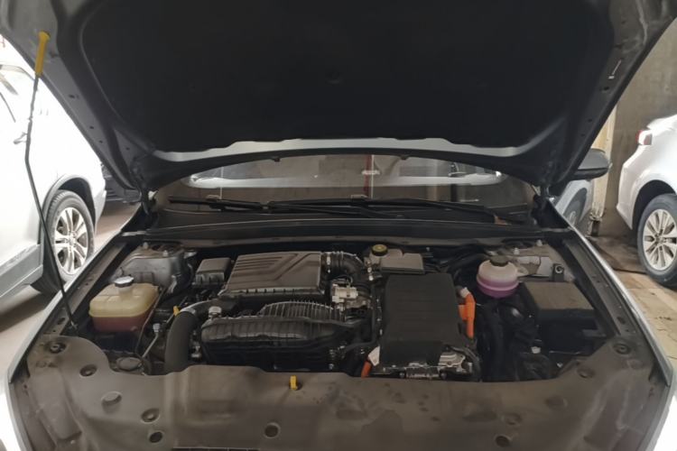 Used BYD Qin PLUS 2024 HONOR Edition DM-i 55KM Leading Model Engine Bay