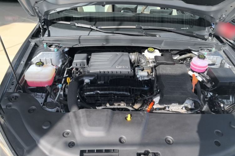 Used BYD Qin PLUS 2024 HONOR Edition DM-i 55KM Leading Model Engine Bay