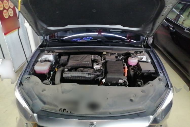 Used BYD Qin PLUS 2024 HONOR Edition DM-i 55KM Leading Model Engine Bay