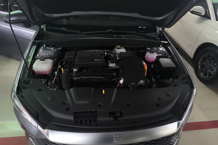 Used BYD Qin PLUS 2024 HONOR Edition DM-i 120KM Leading Model Engine Bay