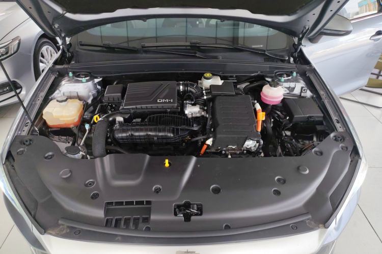Used BYD Qin PLUS 2024 HONOR Edition DM-i 55KM Leading Model Engine Bay